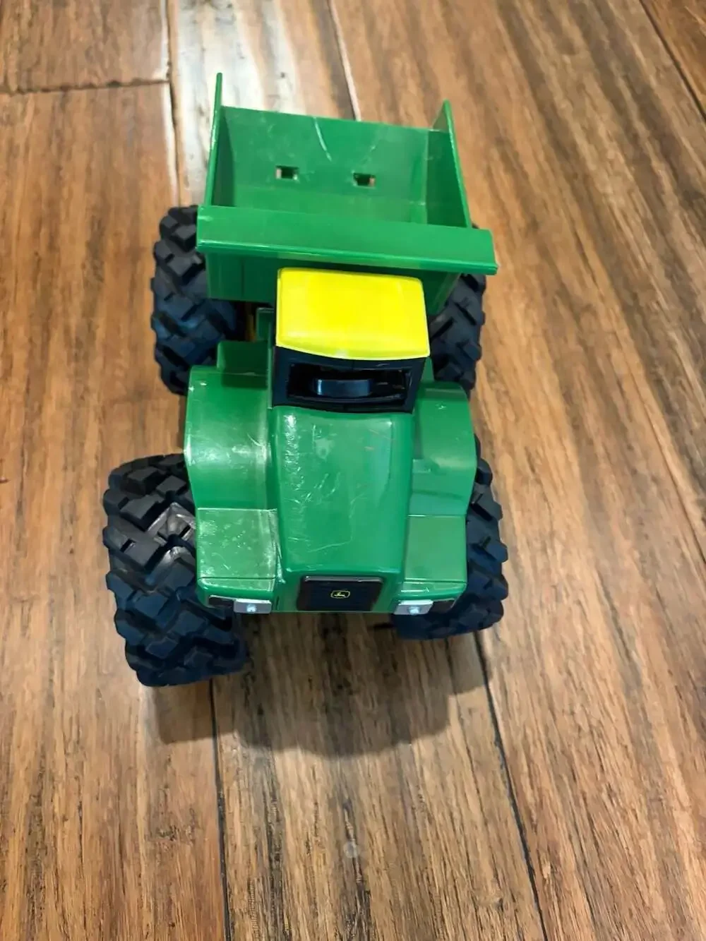ERTL John Deere Monster Treads Dump Truck Green Toy